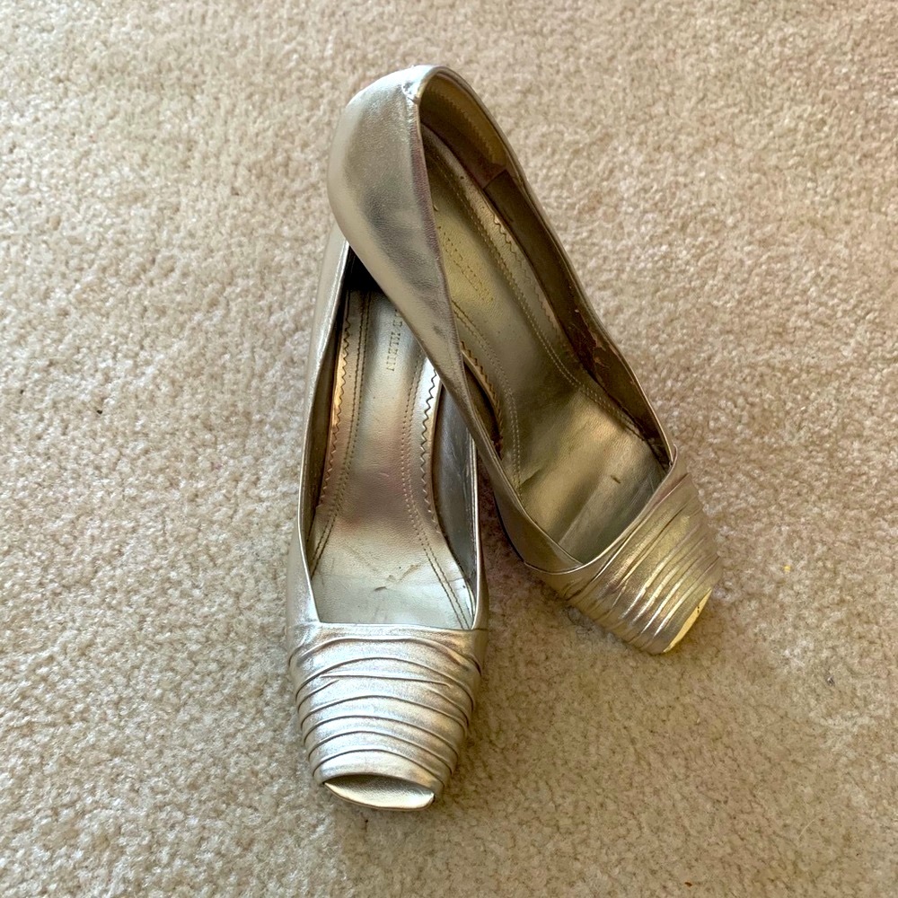 Anne Klein Matte Silver Peep Toe Heels Size 8.5